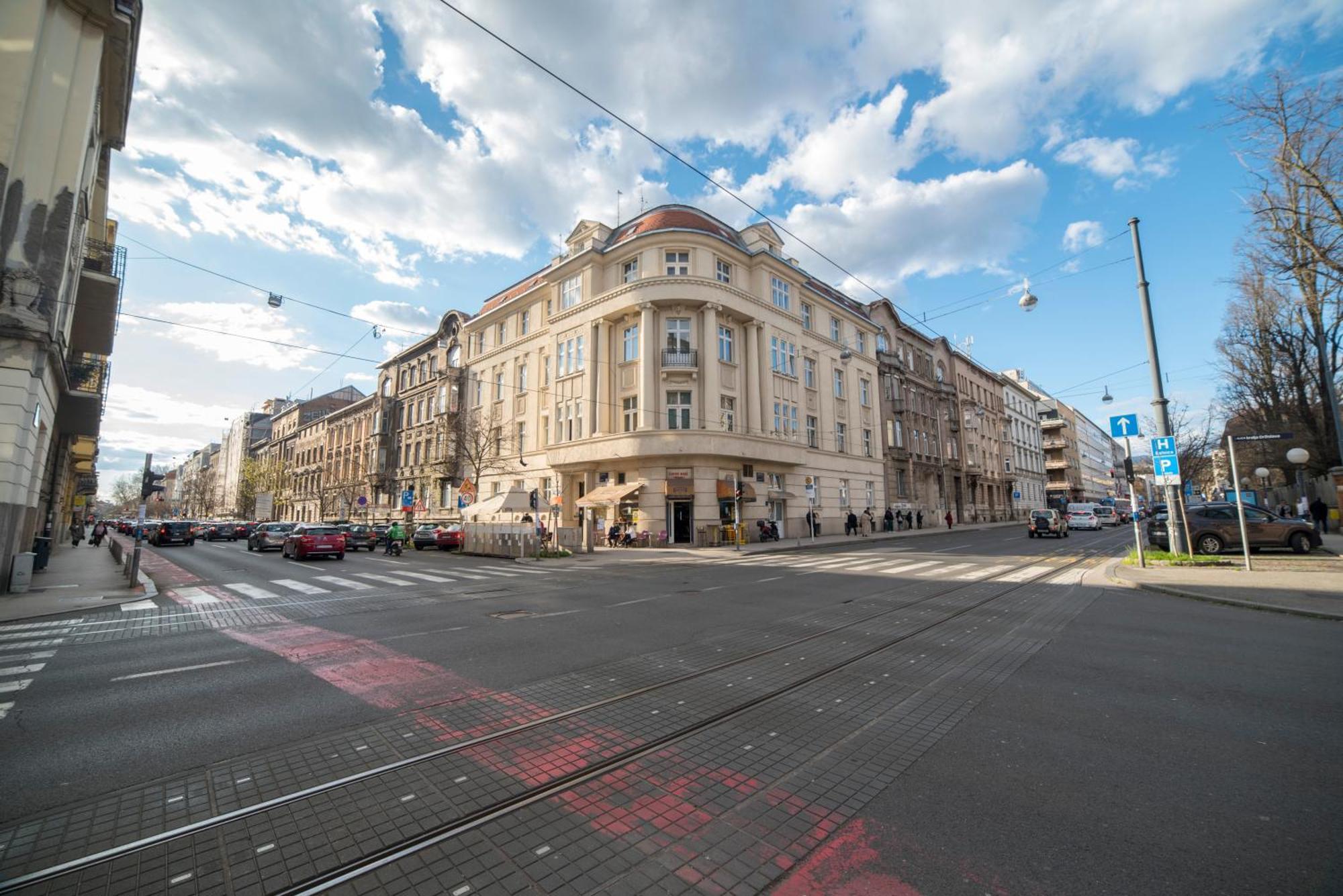 Imperial Apartment B Загреб Экстерьер фото